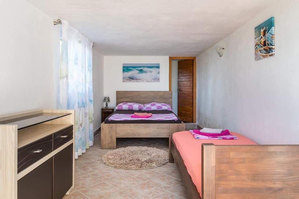 Beautiful Bay House Duga Villa โอครูกกอร์นญี ภายนอก รูปภาพ