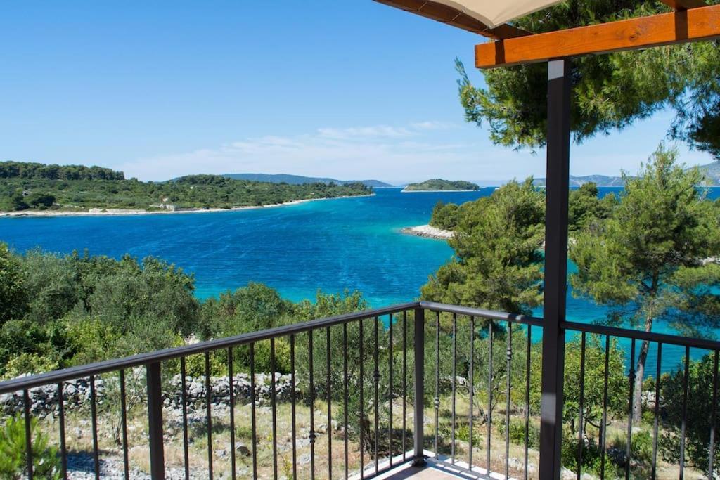 Beautiful Bay House Duga Villa โอครูกกอร์นญี ภายนอก รูปภาพ