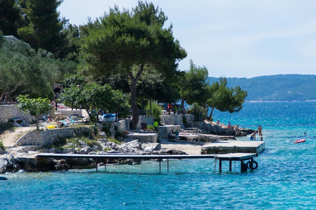 Beautiful Bay House Duga Villa โอครูกกอร์นญี ภายนอก รูปภาพ